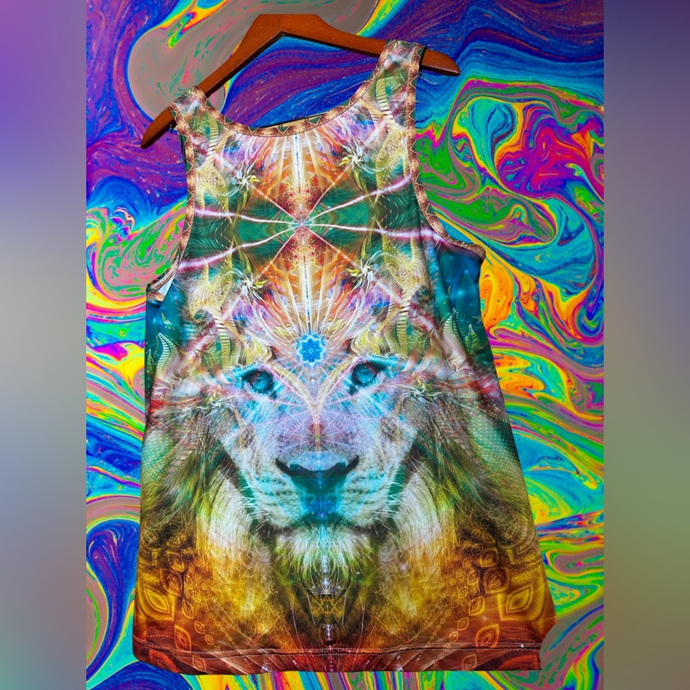 SOLD
Trippy lion